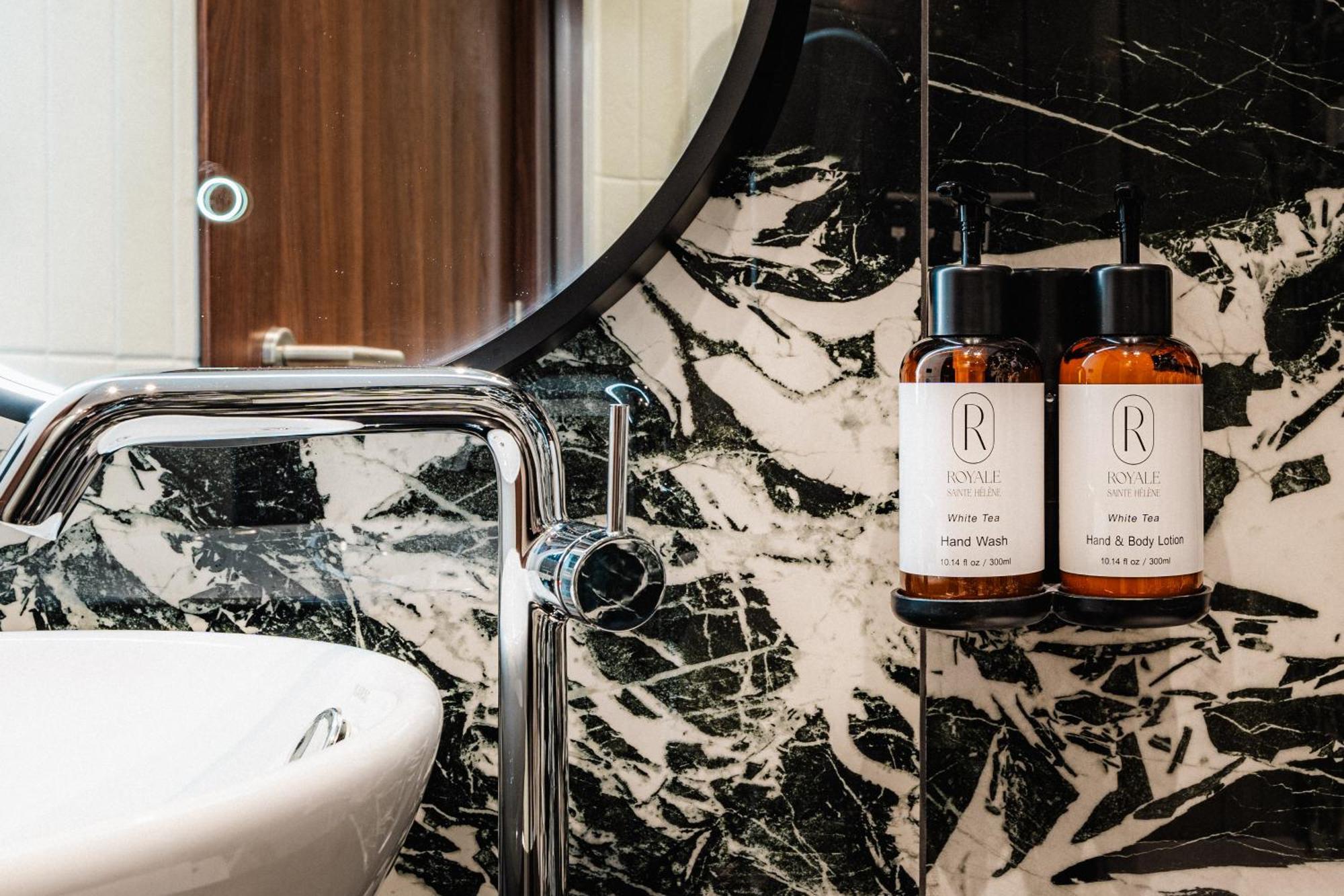 Royale Sainte Helene Boutique Hotel 比尔基卡拉 外观 照片